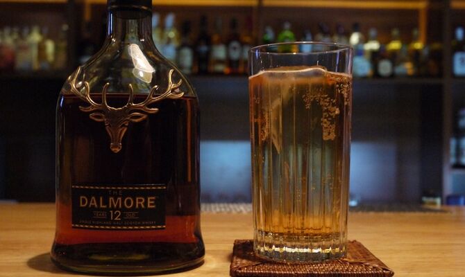 whiskey-654449_1920
